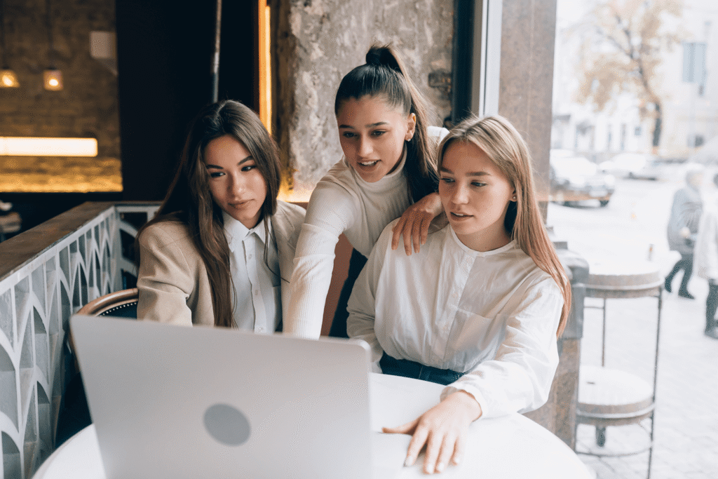 confident women entrepreneurs